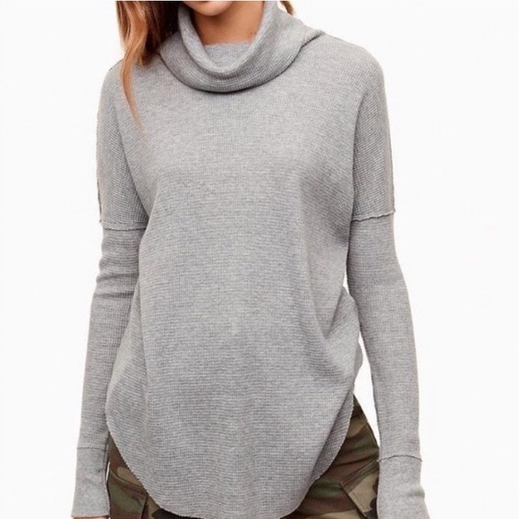 TNA Thermal Turtleneck - Picture 1 of 4